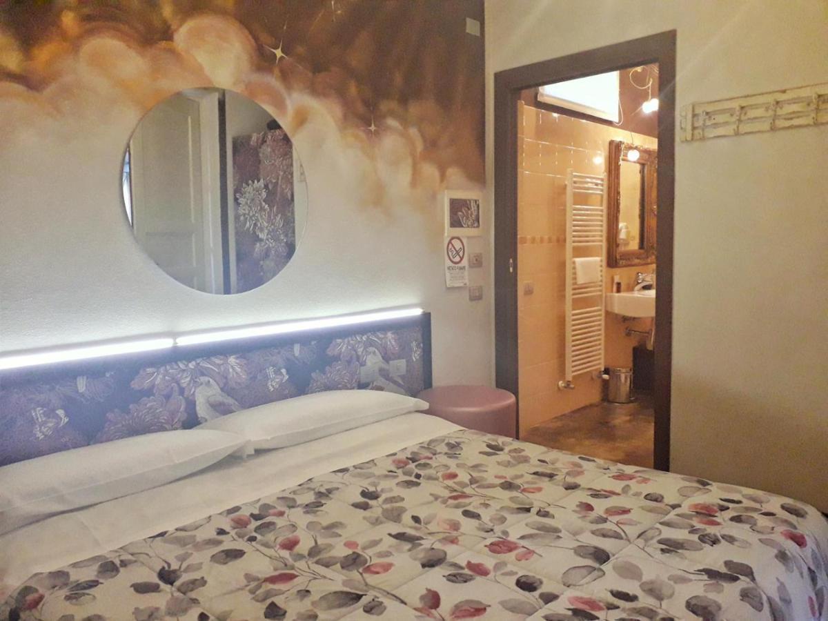 Cortiletto D'Alba Camere Con Ristorante Zewnętrze zdjęcie