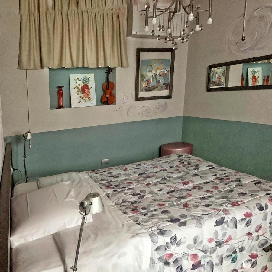 Cortiletto D'Alba Camere Con Ristorante Zewnętrze zdjęcie